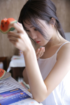吧女未成年 电影